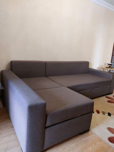 Alfa Romeo: Künc divan — 4