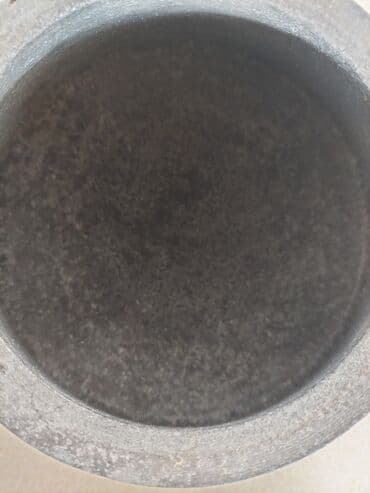 dəmir qutu: Dəmir (döküm) şorba/qatıq süzgəci üçün ağızlıq–huni (konus formalı) - — 2