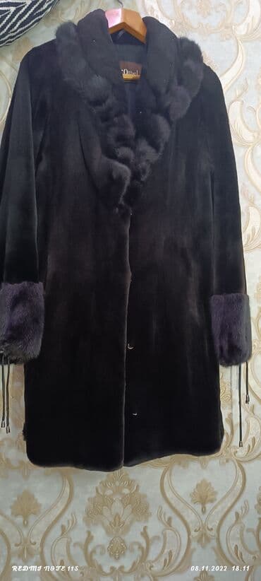 geyimlər: 2000 manata alınıb. Səliqəli və çox geyinilmiyib — 1