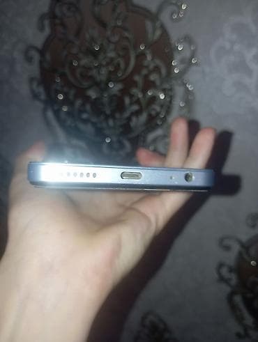 boş qutular: Salam aleykum telefon tep təzə heç bir problemi yoxdur sadəcə tecılı — 8