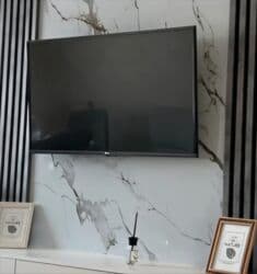 ucuz ayfon 11: LG 107 ekran SMART TV Satılır 250₼ ekranda bəzi cızıqlar var — 1