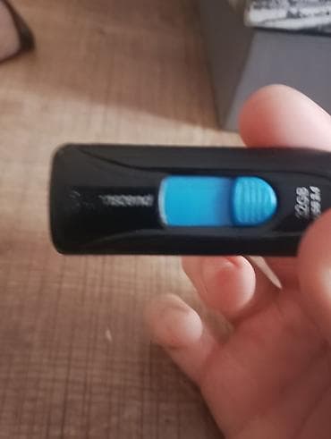 kompüter pc: Flash kart Sandisk, 32 GB, USB 3.0, İşlənmiş — 2