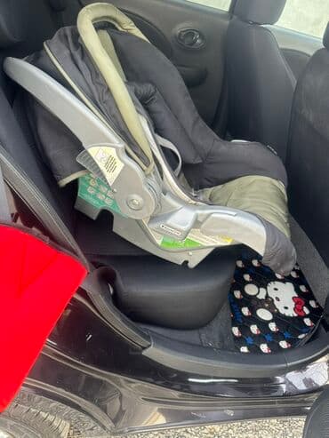 maşın ucun uşaq oturacağı: Safety 1st markalı, qara və boz rəngli uşaq avtomobil oturacağı — 3