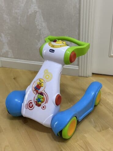 uşaq qidaları: Chicco şirkətinin istehsalı olan, uşaqlara yeriməyi öyrətmək üçün — 3