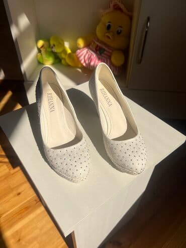 Audi: Tuflilər, Ölçü: 37, rəng - Ağ, İşlənmiş — 6