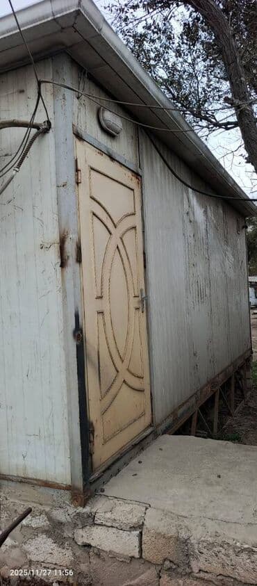 Словари: Uzunluğu 6 m Hündürlük 2.55 m Eni 3m Sifarislə yığdğrmışam — 2