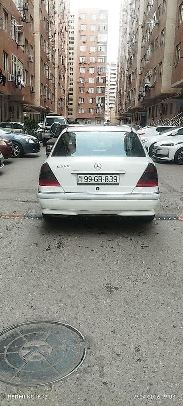 04 sat: Mercedes-Benz C 200: 2 l | 1997 il Sedan — 2