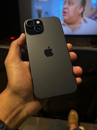 iphon: IPhone 15, 128 GB, Qara, Simsiz şarj, Face ID — 1