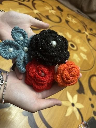 Əl işi toxuma aksesuarlar — çiçək bəzəkləri - Material: yumşaq akril — 1