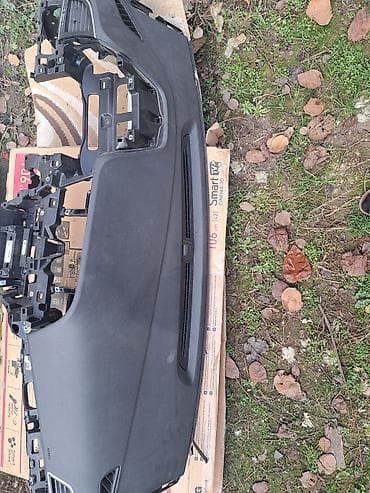 yevro şit: Məhsul: Avtomobilin ön paneli (torpedo) Təsvir: - Rəng: qara - — 6