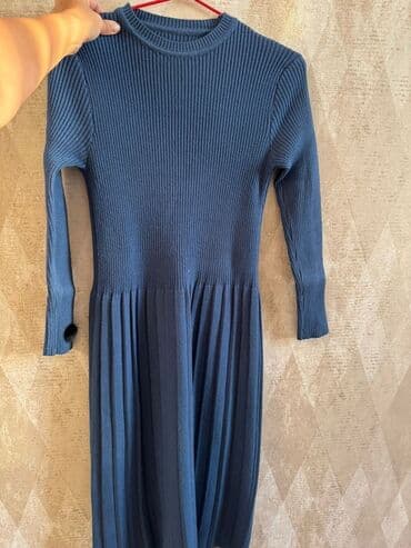 Trikotaj qadın paltarı - Rəng: tünd mavi - Material: qalın, elastik