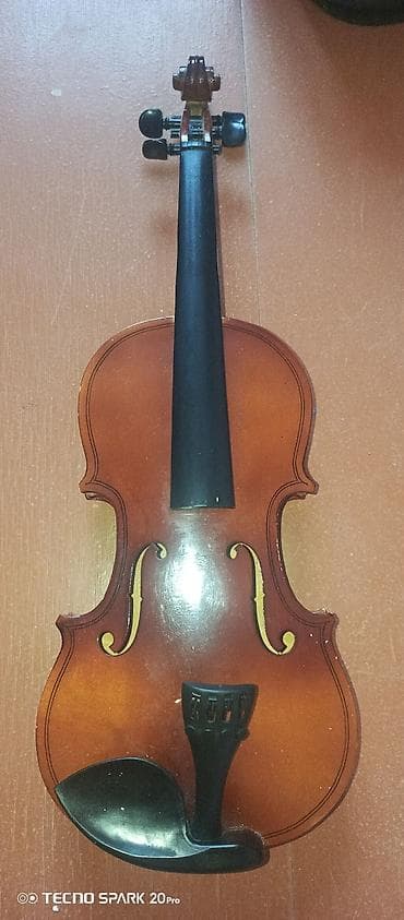 Musiqi alətləri: Məhsul: Skripka 1/4 - Korpus: klassik f-formalı yarı parlaq taxta — 1