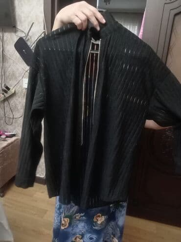 yun jaket: Qadın kardiqanı – qara rəng, zərif şaquli tekstura - Model: uzun — 1