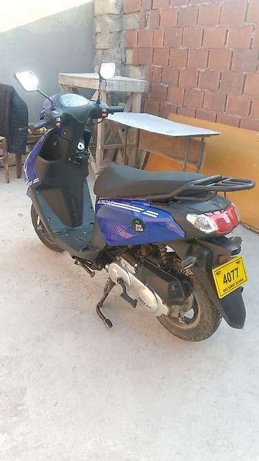 yamaha moped 125cc: Salam təcili satılır deyə ucuz qiymətə qoymuşam 2700 alınıb salafan 1 — 4