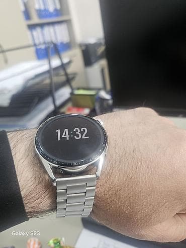 smart qolbaqlar: Ağıllı saat – paslanmayan poladdan bərk korpus və metal qolbaq — 2