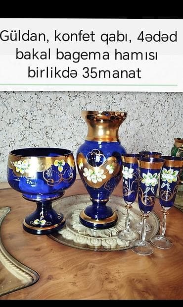 Bagema üslubunda bəzək dəsti: - 1 ədəd güldan - 1 ədəd konfekt qabı -