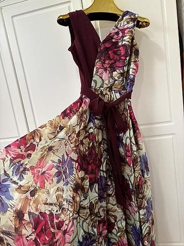 yun donlar: Qırmızı ziyafət/libas - Zərif tünd qırmızı rəngdə uzun ziyafət/libas — 9