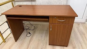 komputer stullari: Kompüter masası, İşlənmiş — 1