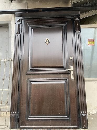 serf qapılar: Teccili satilir 1400 alinib 600 manata satilir ölcu 1.10 eni 220 — 1