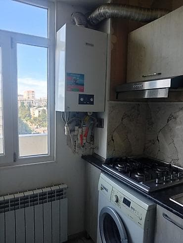 berde ev: Əhmədli metrosuna yaxin 9/7 mertebesinde 2 otaqli ev 550 azn ev — 7