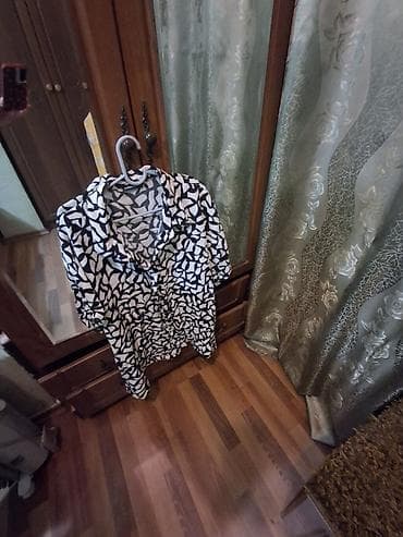 Qara-ağ naxışlı qadın koftası - Dizayn: Abstrakt qara-ağ print