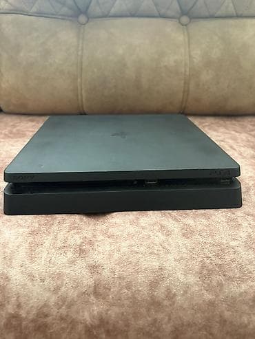 intel i5 notebook: Ps 4 satilir ideal veziyyetde hech bir problemi yoxdur 1 TB yaddaş — 2