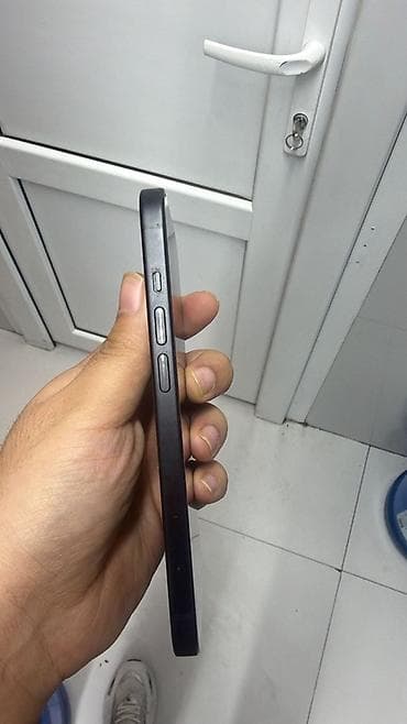 telefon batareya satisi: IPhone 15, 128 GB, Black Titanium, Simsiz şarj, Face ID, Sənədlərlə — 5