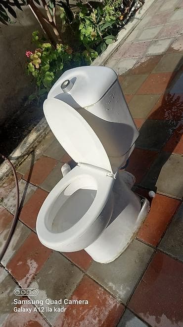 bos qutu satisi: Unitaz – çənli, oturaq model - Korpus: keramik, ağ rəng - Komplekt — 1