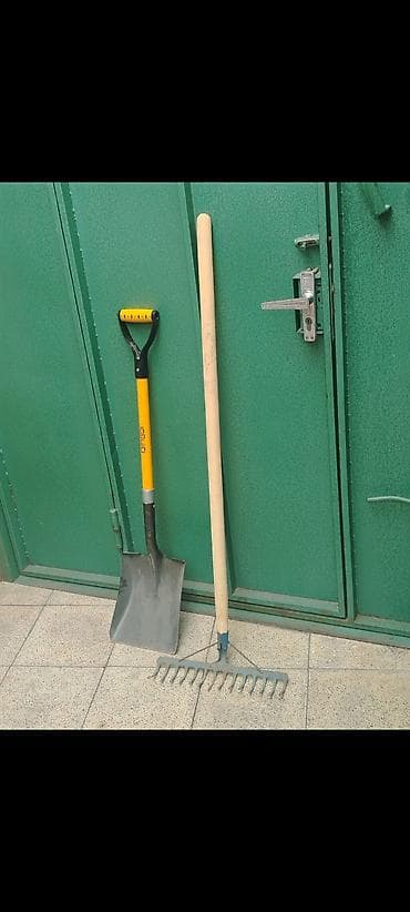 Şpatellər: Bağ alətləri dəsti – kürək və yaba - Kürək: Dəliyə bənzər enli, düz — 1