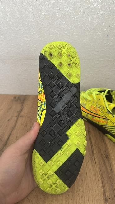 volta vs 1: Uşaq futbol butsası – turf/mini-futbol üçün - Rəng: neon sarı, qara — 5