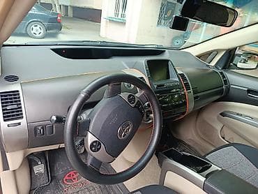 Toyota Prius: 1.5 l | 2005 il Sedan lalafo.az -da Toyota Prius: 1.5 l | 2005 il Sedan