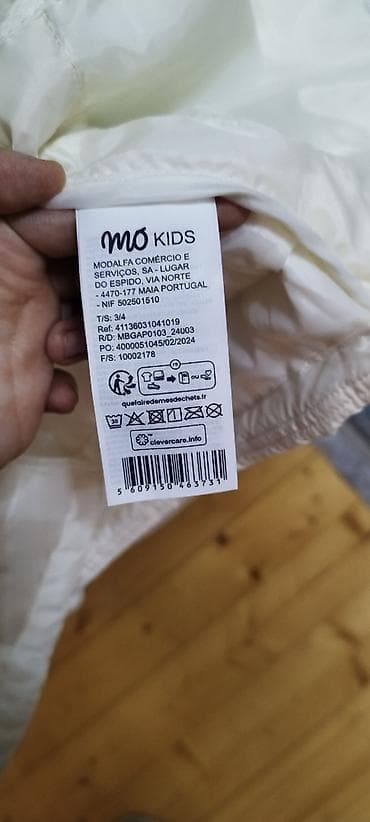 Oyuncaqlar: Uşaq üçün kurtka (kapuşonlu)
Mirvari reng
Tezedir, istifadə olunmayıb — 3