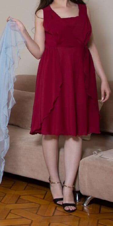 hamile donu: Hamisi xüsusi tikdirilme paltardir, bir defe toya geyinilib, ag ve — 1