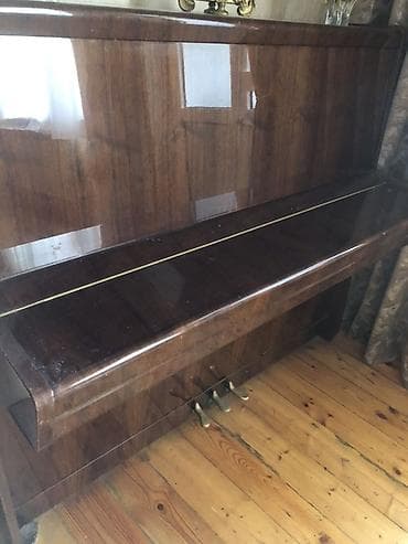 caz: PETROF pianino – akustik, upright model. - Korpus: parlaq qəhvəyi — 4