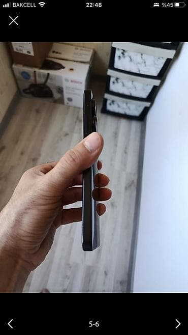 Xiaomi Redmi smartfon - Arxa panel: parlaq qara, “Redmi” loqosu, 108 — 2