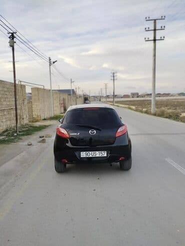 əllə çəkilmiş maşın şəkilləri: Mazda 2: 1.5 л | 2009 г. Хэтчбэк — 4