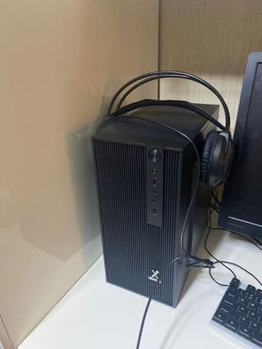 personal kamputer: Masaüstü kompüter dəsti Tərkib: - Sistem bloku (X-Base korpus) - HP — 2