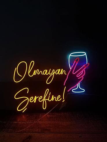 daraq dekor: Hər növ reklam işləri - Qabarıq hərflər: işıqlı, keyfiyyətli həllər; — 5
