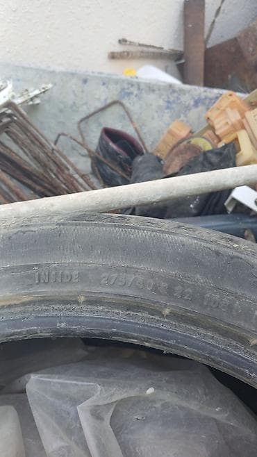 Şin Continental 275 / 40 / R 22 — 3