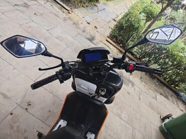 led panel: UPMT X-MAX skuter – parlaq narıncı-qara dizayn, şəhər üçün çevik və — 8