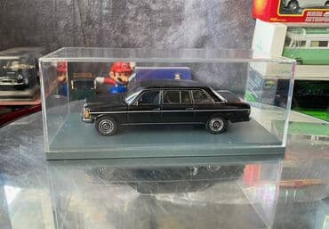 metbex tavan modelleri: Коллекционная модель Mercedes-Benz 240D V123 limousine black 1978 NEO — 6