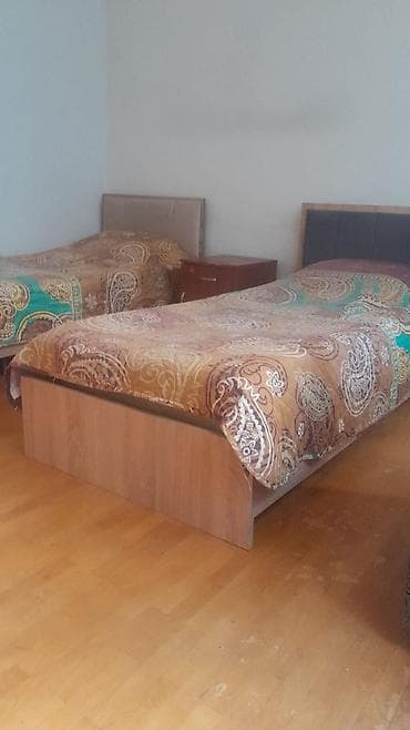 Iki eded carpayi.qiymet biri 120 man.matrasli.baza yoxdur.olcu — 1