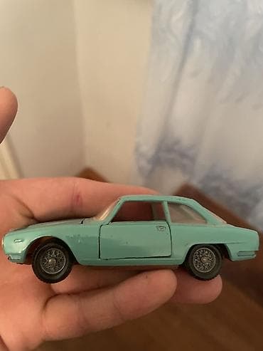 математика 2 класс часть 2: Kolleksiya üçün metal oyuncaq model avtomobil - Miqyası təxmini 1:43 — 5