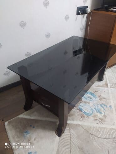 Qonaq masası, İşlənmiş — 2