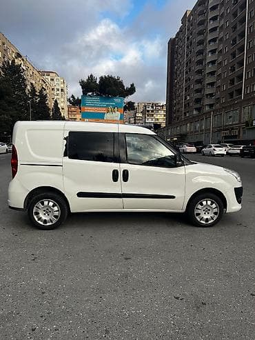 vaz qapi: Fiat Doblo: 1.4 l | 2014 il 25000 km Van/Minivan — 5