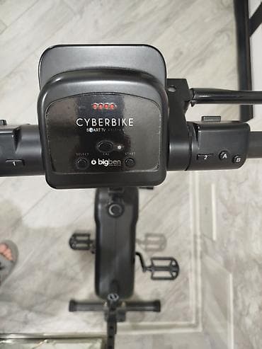 bas gitara: Velotrenajor – Bigben Cyberbike Smart TV Edition Məhsul təsviri: - — 2