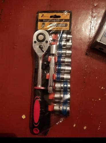 15 lik 4 bolt: Açar dəsti — 1