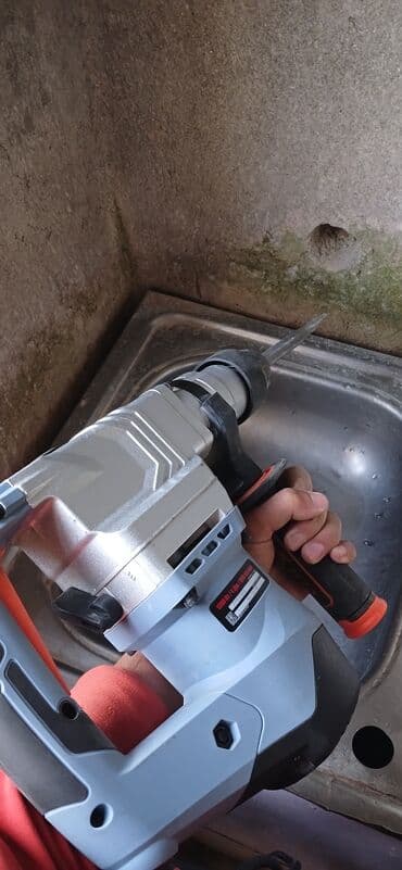 iş elanları elektrik: Santexnik ustası. 6 ildən artıq təcrübə — 2