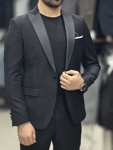 Другая мужская одежда: Kişi Kostyum Dəstləri - Klassik və modern kəsim: dar siluet, çiynə — 1