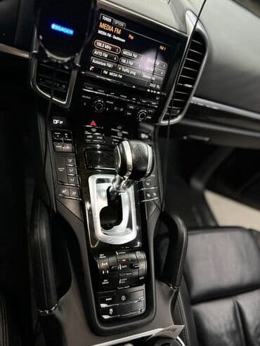 invertor nədir: Porsche Cayenne S: 3.6 l | 2015 il 115000 km Ofrouder/SUV — 18